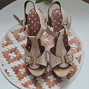 Sam Edelman Cream Sandals with Slingback Design